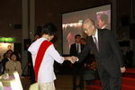 邱菊花與吳副總統握手合影